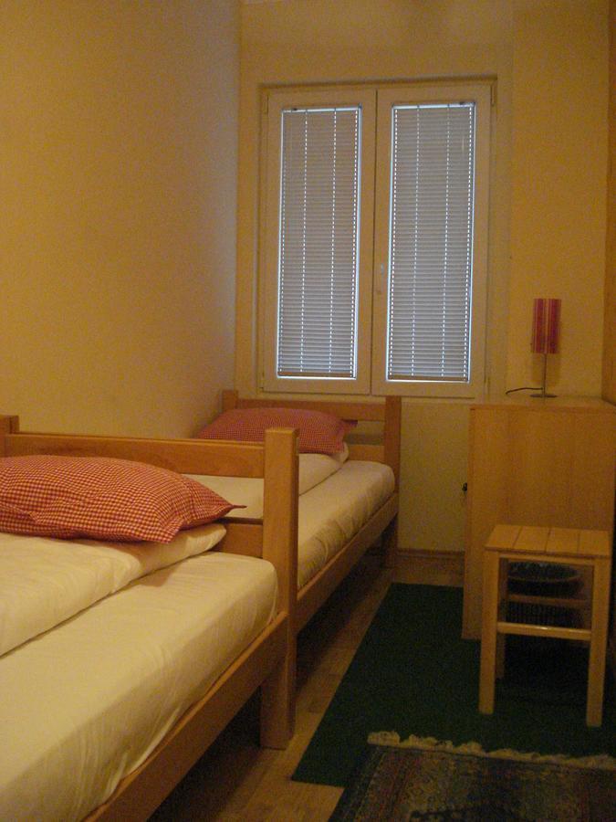 Hostel Jasmin Белград Екстер'єр фото